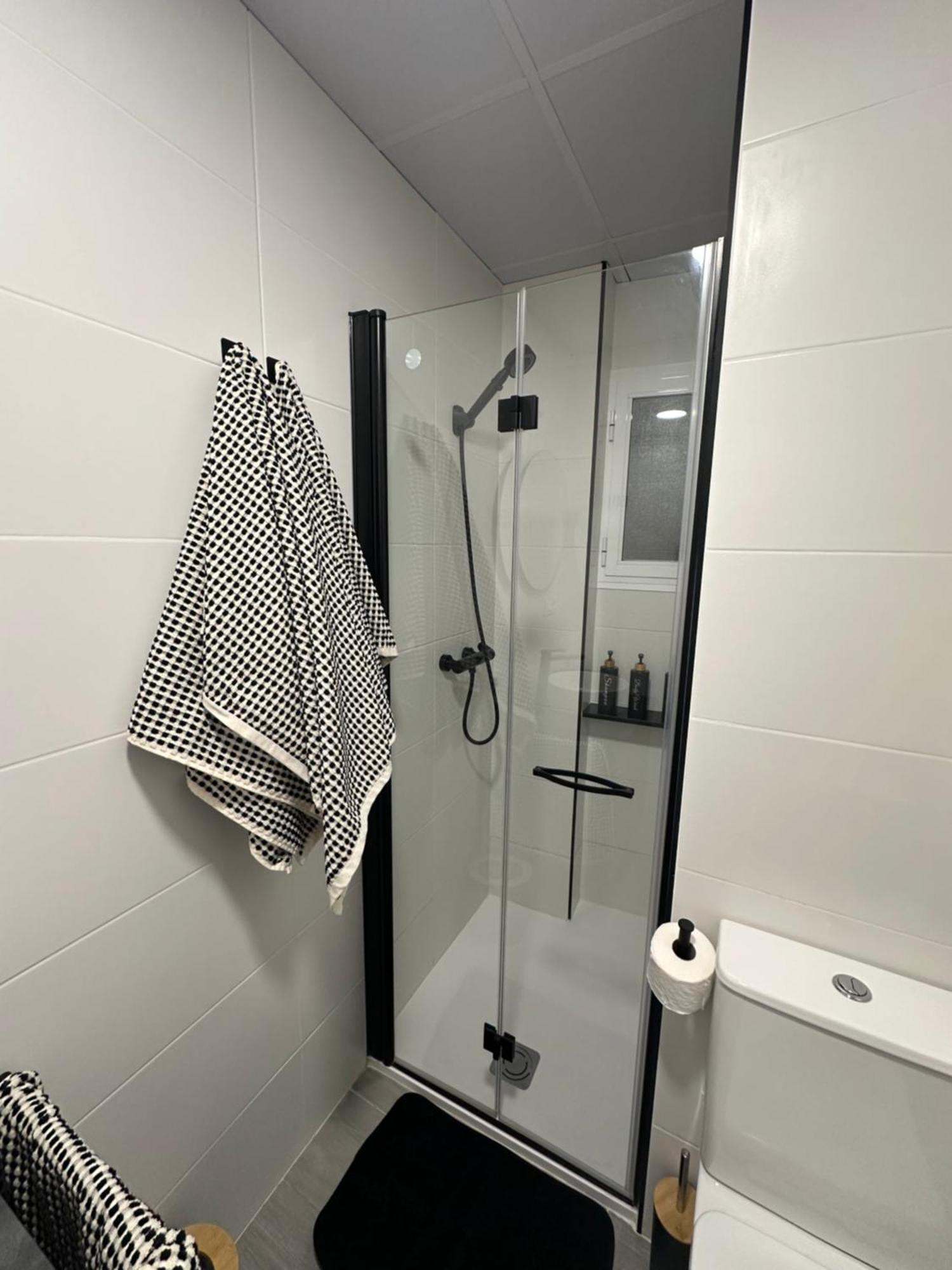 Apartamento Maui Beach En El Palo มาลากา ภายนอก รูปภาพ