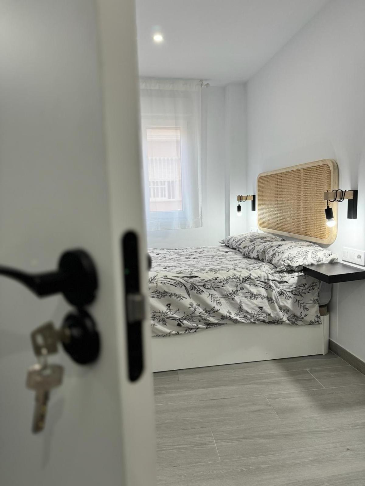 Apartamento Maui Beach En El Palo มาลากา ภายนอก รูปภาพ