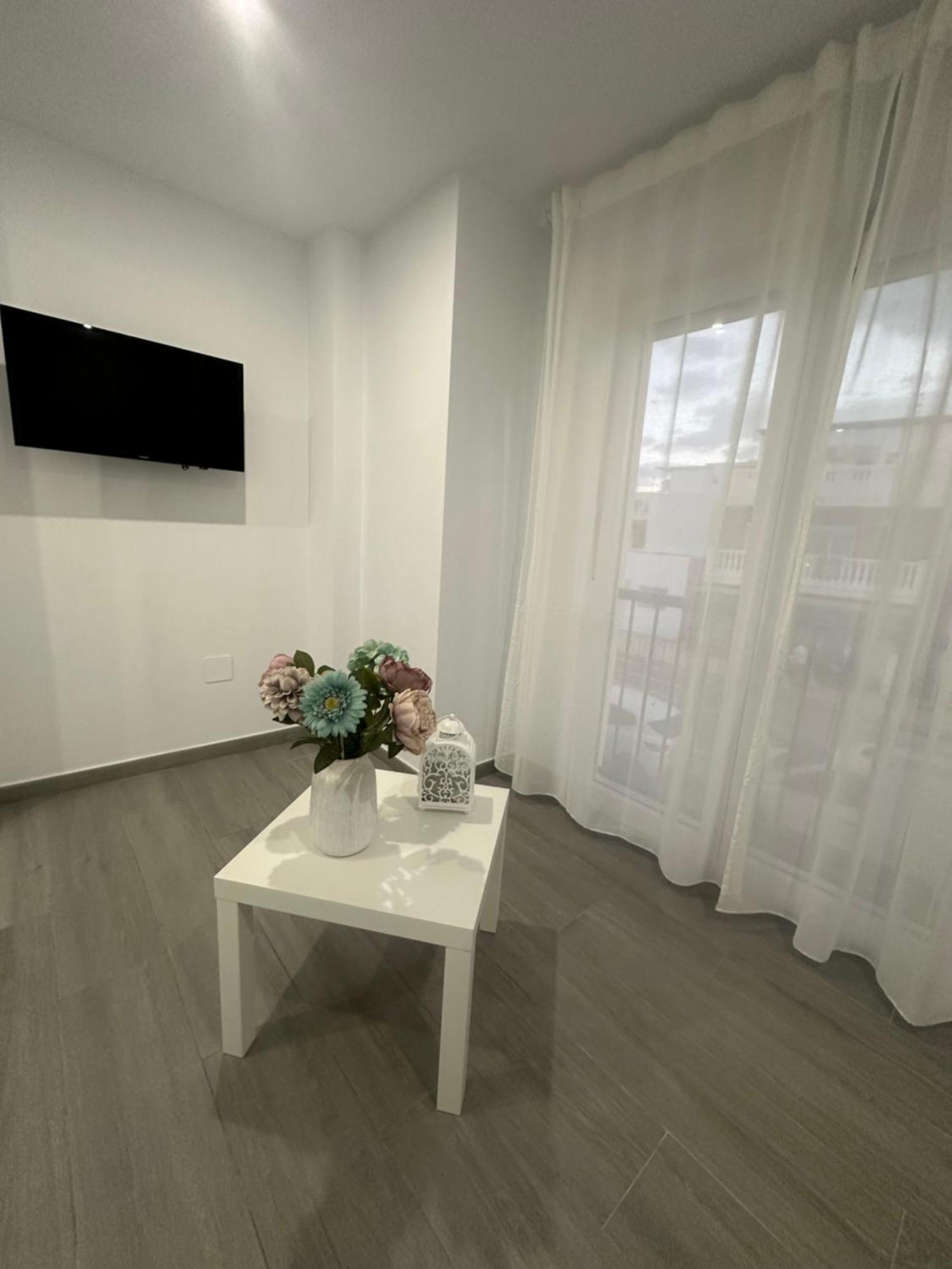 Apartamento Maui Beach En El Palo มาลากา ภายนอก รูปภาพ